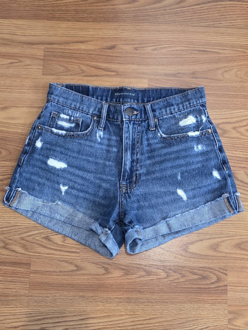 AEROPOSTALE Areo Mom Shorts Denim Distressed Jean Shorts Rolled Hem Women's SZ 4
